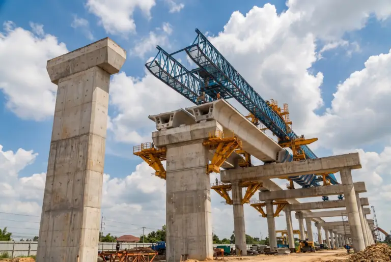 Chantier de génie civil, pont viaduc dans le Calvados