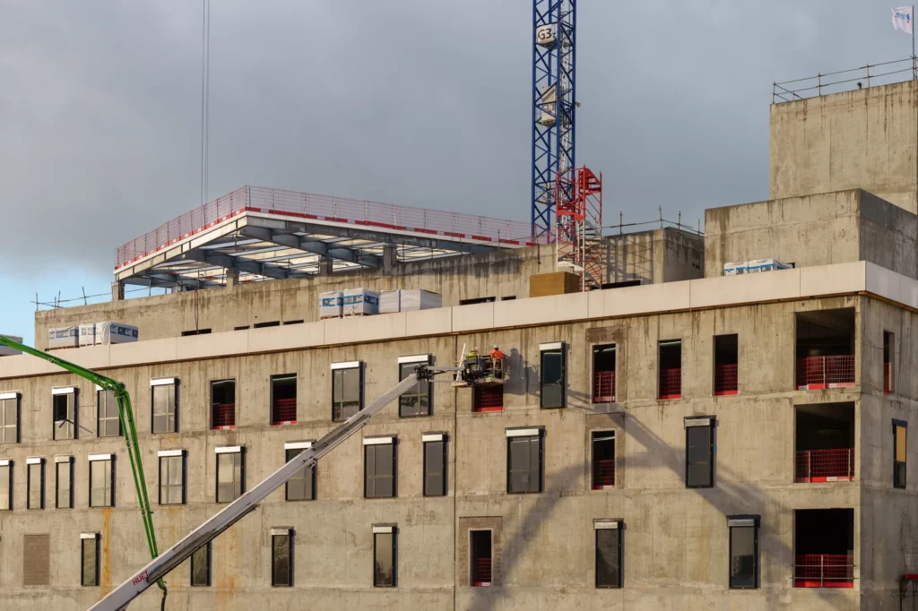 Chantier d’immeuble de logements à Verson